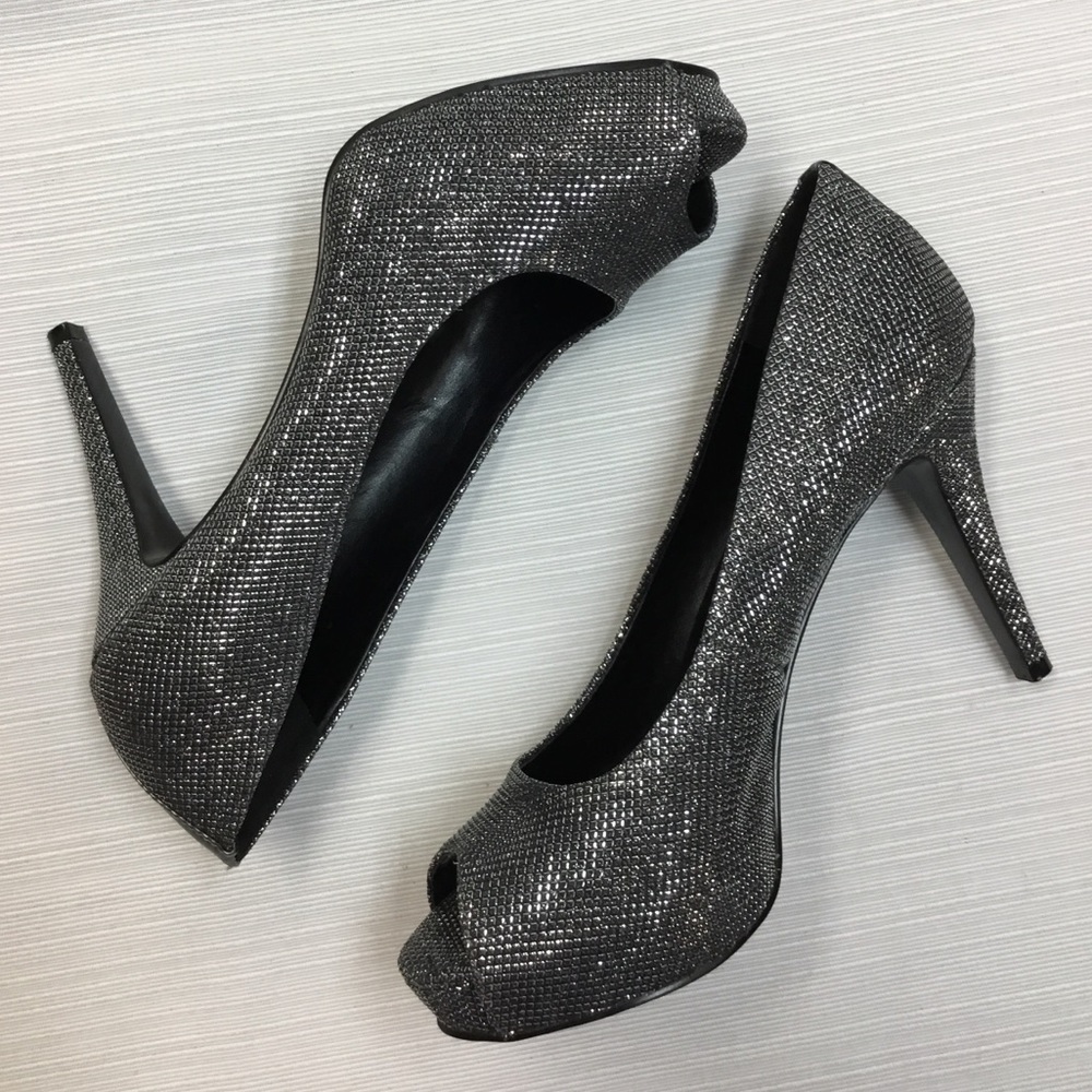 Exciting Heels by Nine West - Picture 6 of 8